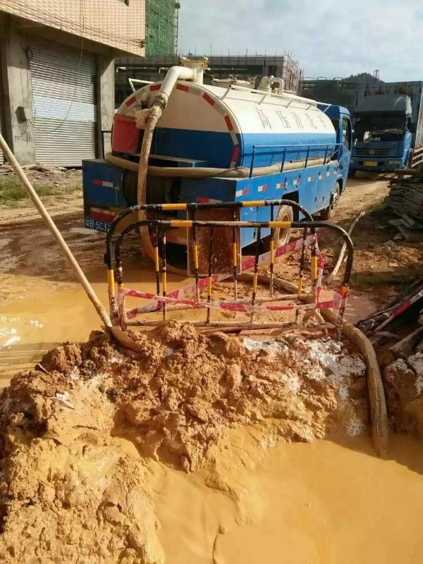 周矶管理区工地淤泥清淤