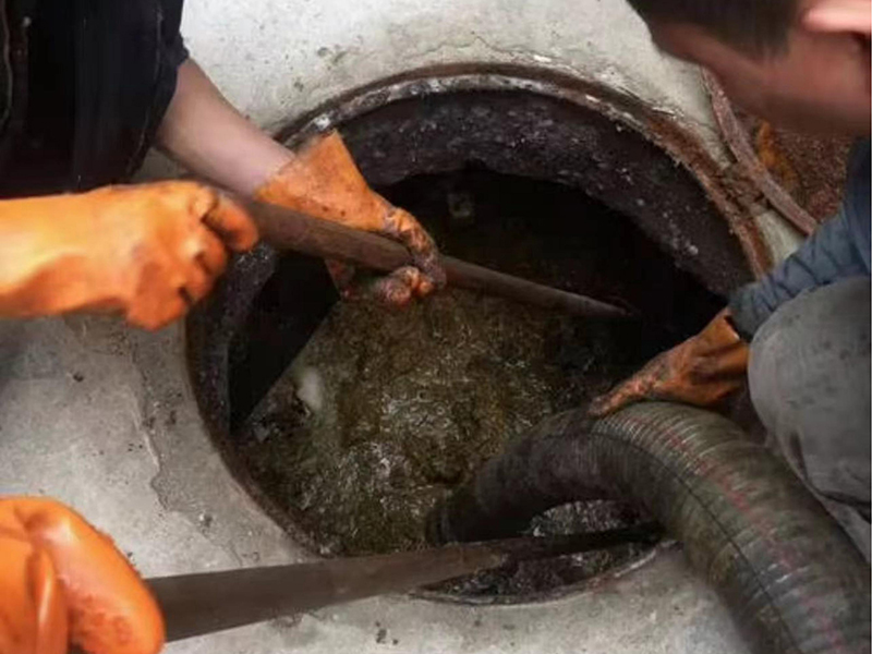 周矶管理区化油池、化粪池清理要做哪些安全措施？